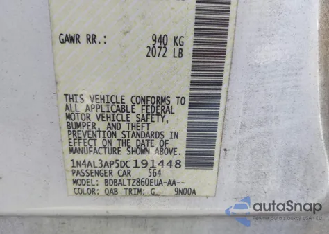 2013 Nissan Altima 2.5 Sv z USA, uszkodzony, nr VIN 1N4AL3AP5DC191448